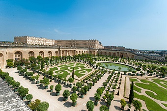 СМИ сообщили о планах открыть гостиницу в Версальском дворце