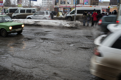 Названы города России с самыми плохими дорогами